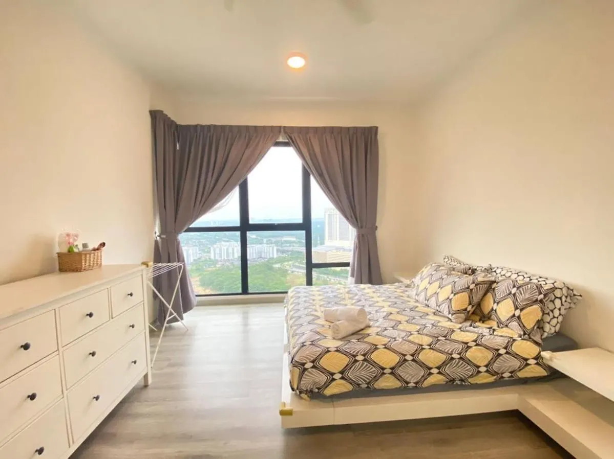 High Floor Cozy Southkey 1-4Pax Ready Netflix Apartment Johor Bahru Malaysia
